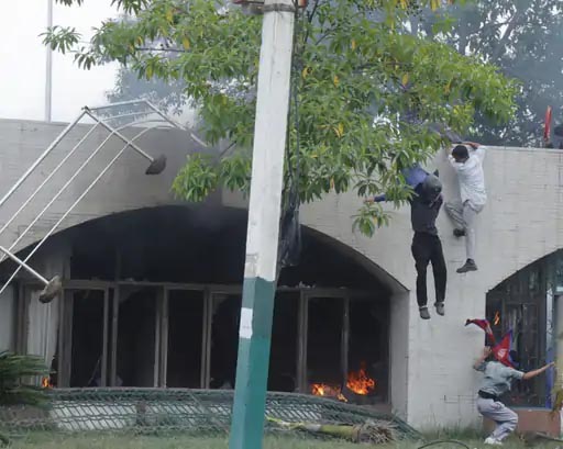 1757333353 Untitled 11 copy